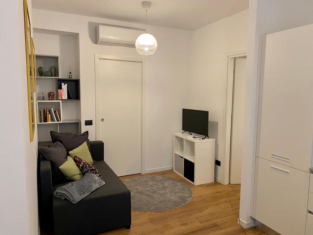 Casa Motti, Accogliente Appartamento Ristrutturato In Repubblica Milaan Buitenkant foto