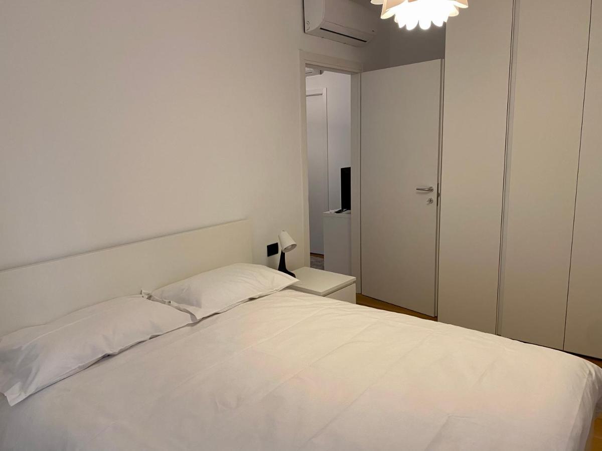 Casa Motti, Accogliente Appartamento Ristrutturato In Repubblica Milaan Buitenkant foto